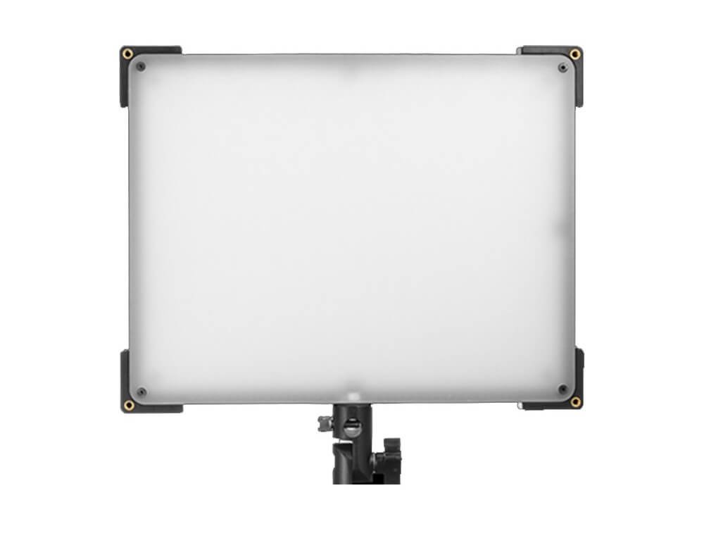 foto-General-Egypt-Sutefoto-L60-RGB-lighting (1)1 (1)
