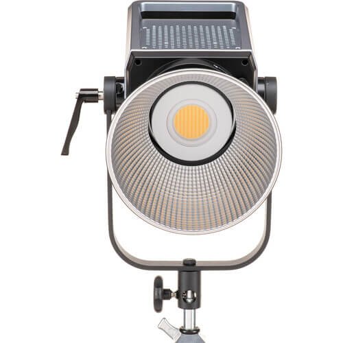 foto-general-egypt-Nanlite FC300B Bi-Color LED Spotlight (3)